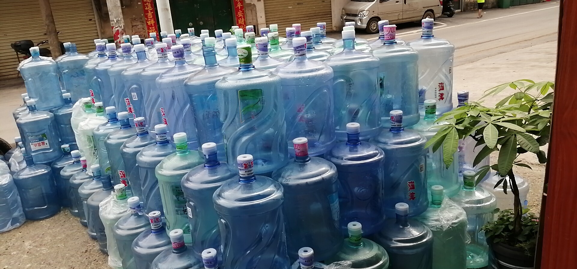 南寧市山之圣送水站 - 南寧市桶裝水站